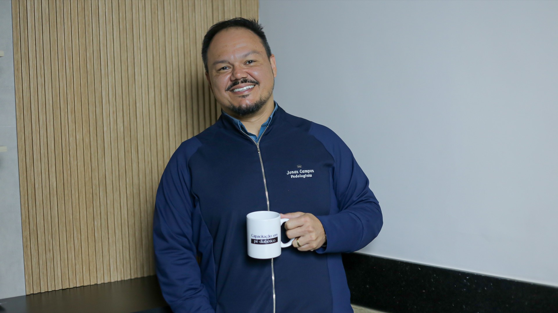 Prof. Jonas Campos, podologista